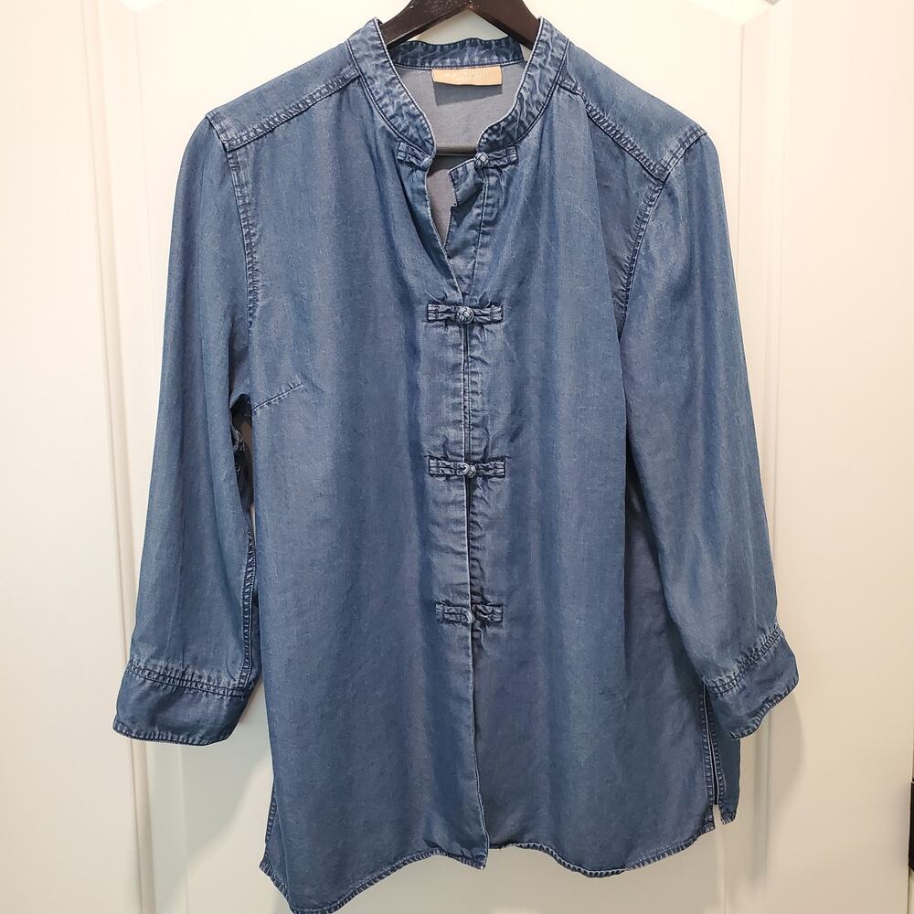 Kate Hill Blue Chambray Long Sleeve Tencel Top Sz XL Chinese Loop Buttons